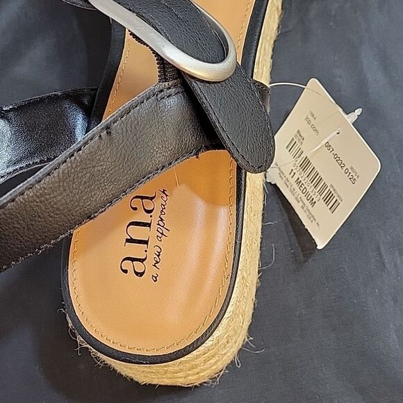 BRAND NEW A.N.A NEW APPROACH ADJUSTABLE BUCKLE ANKLE ONE BAND WEDGE SANDAL - Picture 13 of 14
